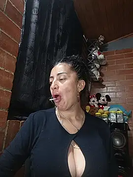 Snapshot of Alexandrina chatting on 06-19-26, 06:03 Alexandrina online show from 06-19-26, 06:03