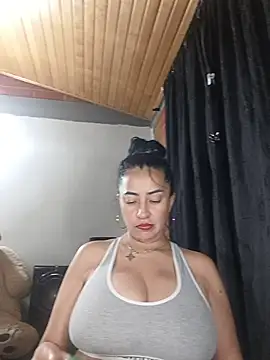 Alexandrina online show from 10-28-25, 02:12