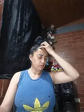 Snapshot of Alexandrina chatting on 06-24-26, 11:24 Alexandrina online show from 06-24-26, 11:24