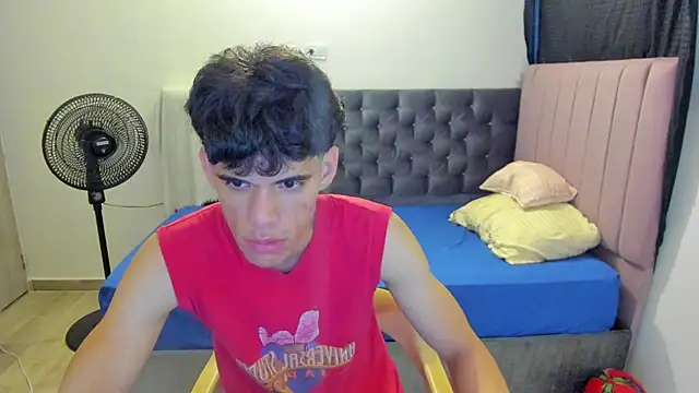 Josy 11 online show from 03-25-26, 11:14