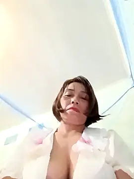 Lyly22x online show from 04-02-26, 01:51