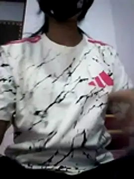 Tasty Cherry online show from 04-19-26, 01:01