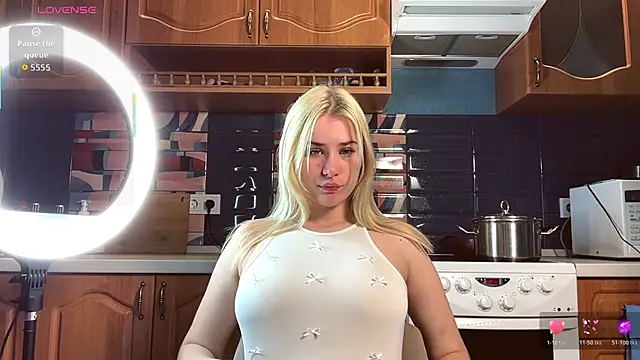 ivygenesis online show from 04-13-26, 02:54