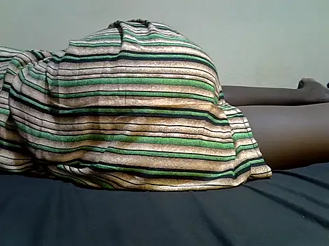 KendyQ  online show from 04-08-26, 05:25