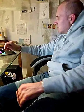 dufatcock online show from 04-02-26, 07:15