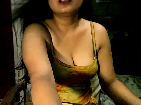 YAMUNA 012 online show from 04-27-26, 08:18