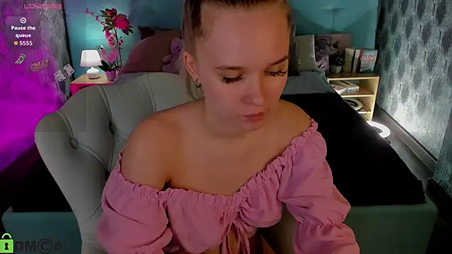 Alice Pleasance online show from 03-31-26, 08:27