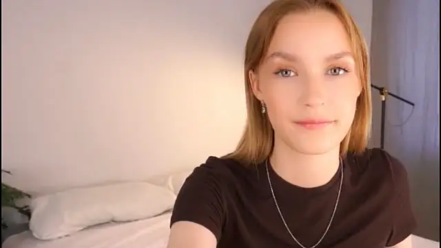 Snapshot of HellenSlavis chatting on 03-25-26, 08:52 HellenSlavis online show from 03-25-26, 08:52