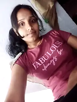 Snapshot of Sonal-rani chatting on 03-21-26, 06:23 Sonal-rani online show from 03-21-26, 06:23