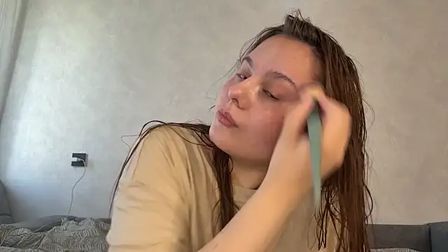 Ellaizatelly online show from 05-06-26, 08:40
