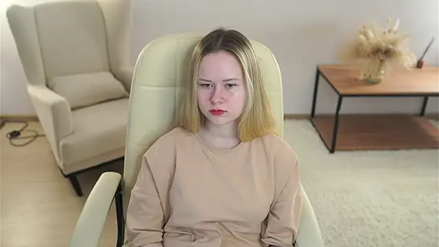 StellaLy online show from 03-31-26, 09:00