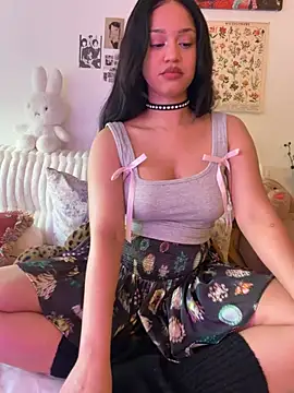 Elisabelle online show from 06-14-26, 11:06