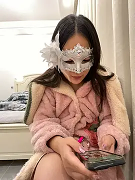 onlyMe 1818 online show from 04-01-26, 12:28