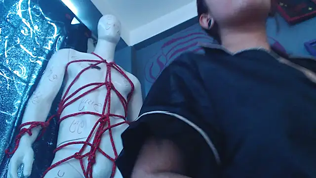 Regina Iris online show from 05-24-26, 08:42