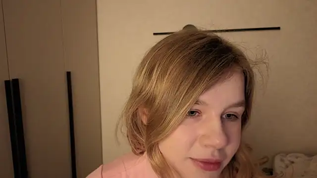 AureliaAngel online show from 04-17-26, 10:01