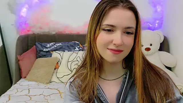 LeenMoonie online show from 05-18-26, 02:44