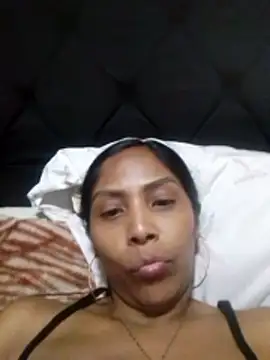 cosita rica 1 online show from 03-17-26, 05:32