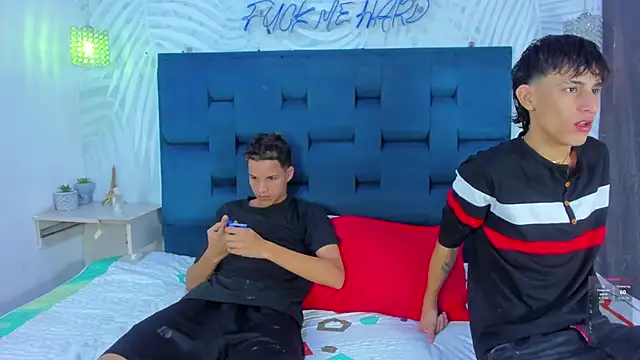 Only3Trio online show from 04-19-26, 06:10