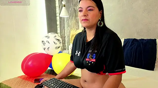 ScarletRause online show from 06-19-26, 01:28