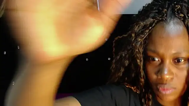 Snapshot of Ebony_rizon chatting on 05-18-26, 01:27 Ebony rizon online show from 05-18-26, 01:27