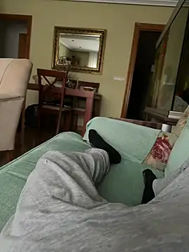 Snapshot of licanp chatting on 04-05-26, 06:25 licanp online show from 04-05-26, 06:25