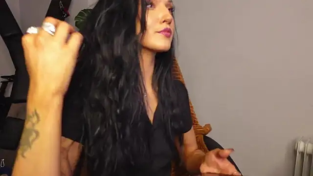 Nicky Diam online show from 03-18-26, 05:58