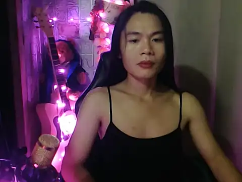 small 13 online show from 04-07-26, 08:10