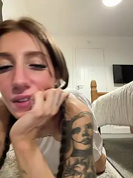 LuluHeartX online show from 03-25-26, 01:54