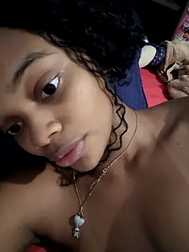 marialuiza2027 online show from 04-18-26, 03:03