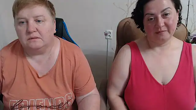 Lindy-Jeanie online show from 06-20-26, 08:36