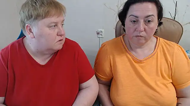 Lindy-Jeanie online show from 06-14-26, 04:52