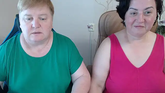 Lindy-Jeanie online show from 06-16-26, 04:40