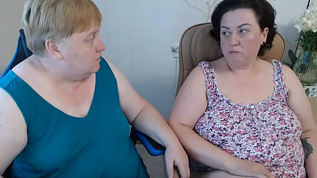 Lindy-Jeanie online show from 07-13-26, 04:50