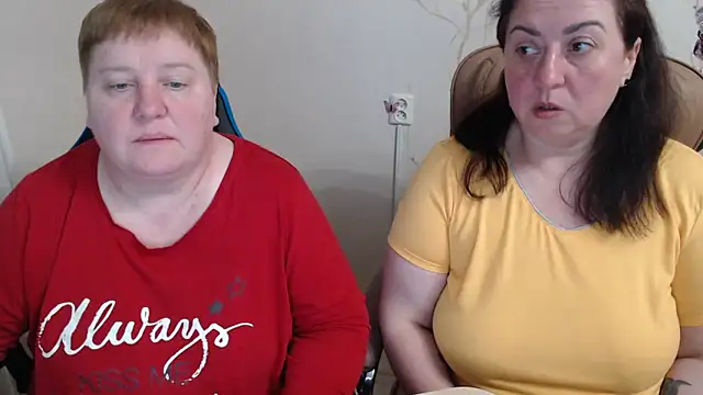 Lindy-Jeanie online show from 04-26-26, 05:54