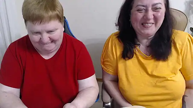 Lindy-Jeanie online show from 04-29-26, 07:42