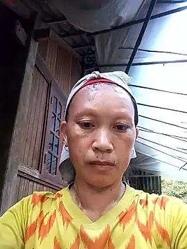 Heli pusy online show from 05-17-26, 11:32