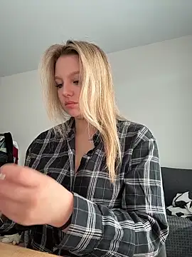 bettyloveu online show from 04-08-26, 04:03