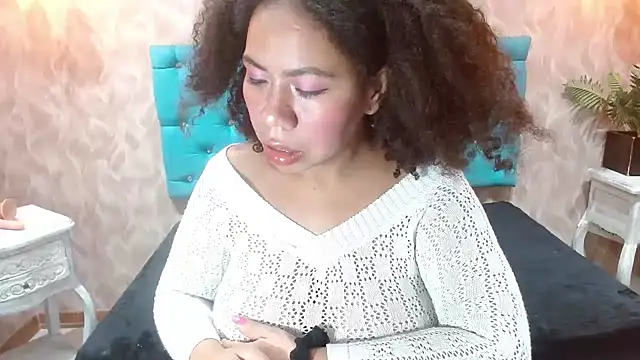 KeniaLovex online show from 04-29-26, 04:05