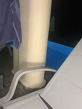 MeJross online show from 04-28-26, 01:26