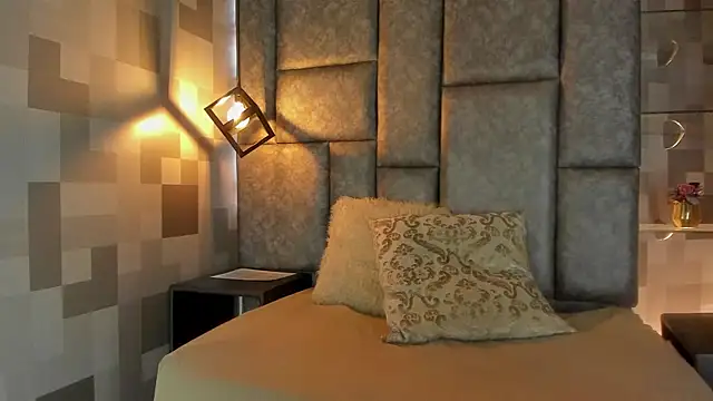 Escarleth Fox online show from 03-27-26, 12:17
