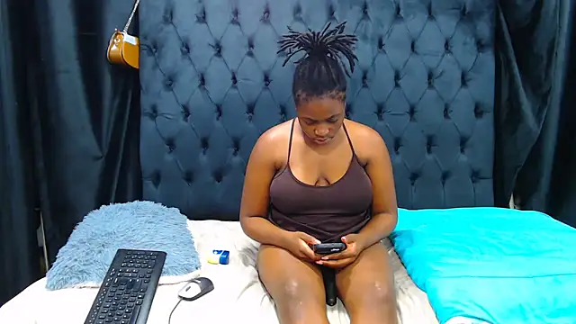 Dark Slim Thick online show from 05-15-26, 05:33