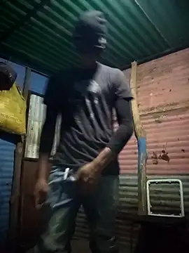 spittingpig1 online show from 03-17-26, 07:22