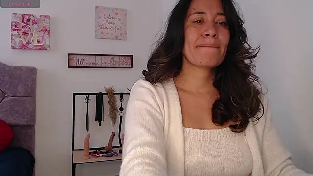 violeta scott online show from 03-25-26, 02:05