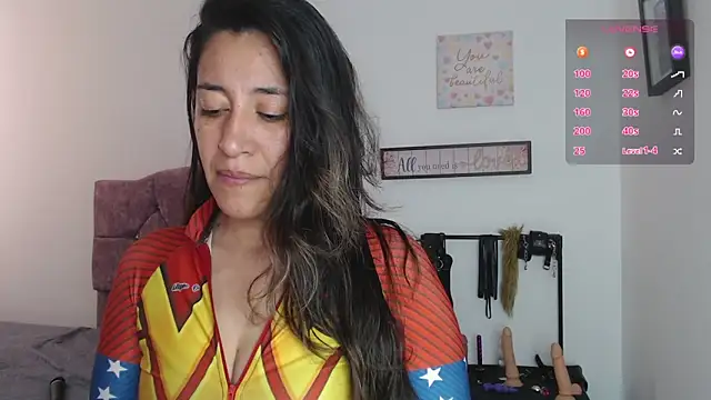 violeta scott online show from 06-13-26, 01:31