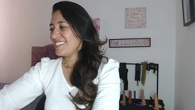 violeta scott online show from 06-15-26, 02:39