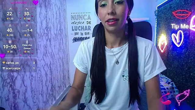 Snapshot of sandra_petite19 chatting on 06-27-26, 03:12 sandra petite19 online show from 06-27-26, 03:12