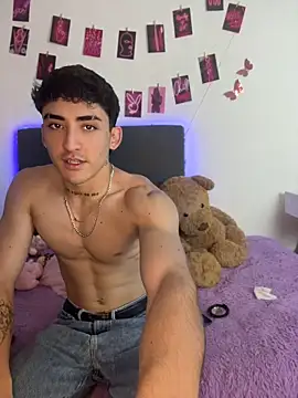 Nath and Lian online show from 05-25-26, 04:23