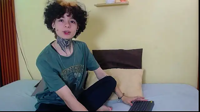 JuneBlake  online show from 03-13-26, 02:00