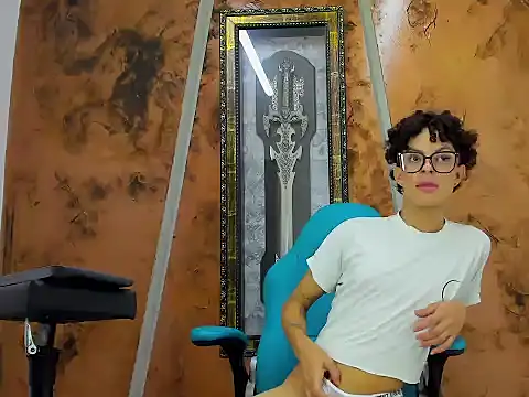 Novaneon  online show from 03-13-26, 07:30