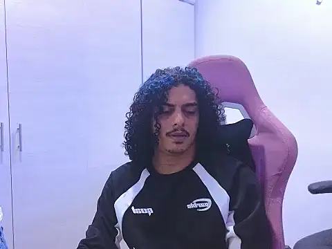 Lucky-Couple online show from 03-13-26, 12:43